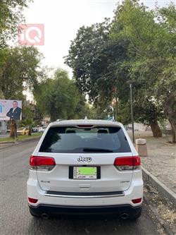 جیپ گراند شیرۆکی